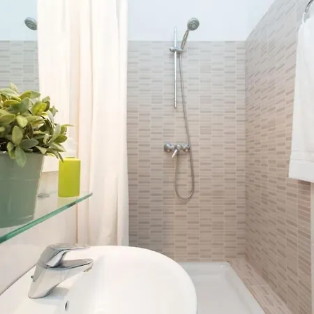 Priority Fira Apartments