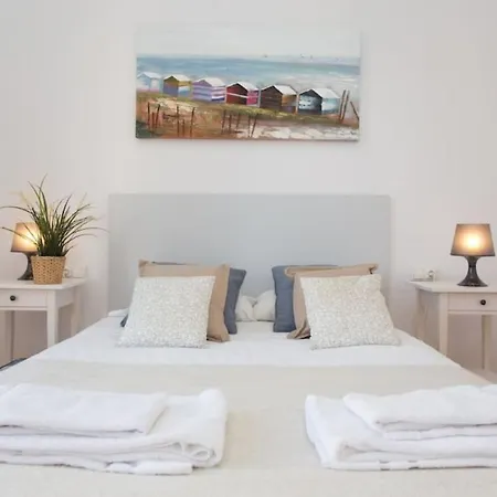 Priority Fira Apartments *