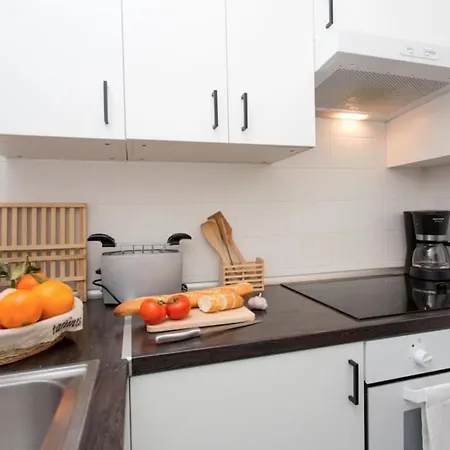 Priority Fira Apartments Apartment *
